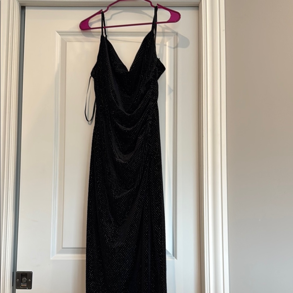 Laundry By Shelli Segal Black Slip Dress Spaghetti Strap V-Neck